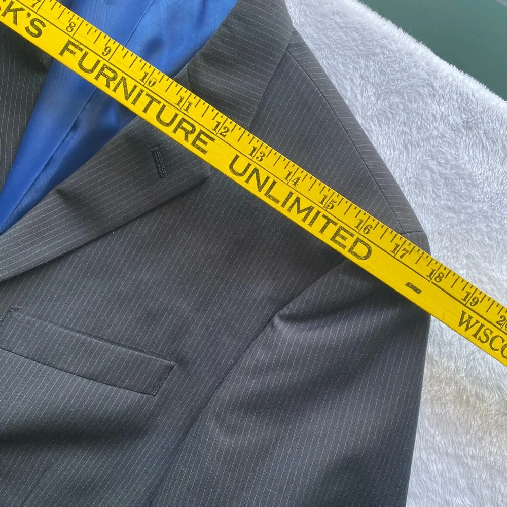 Men’s Tailored Gray Pinstripe Blazer Sport Coat Blue Lining 3 Button XS/S - Picture 11 of 13